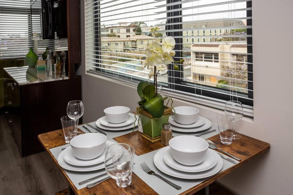 Prime Location - Awesome View -1 Bedroom Apartment San Diego Exterior photo